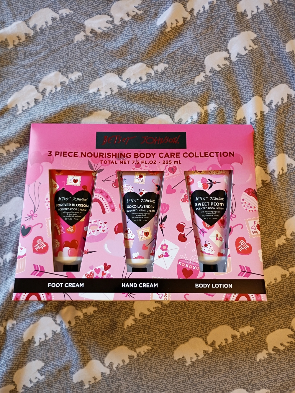 BETSEY JOHNSON BODY CARE 3 PACK